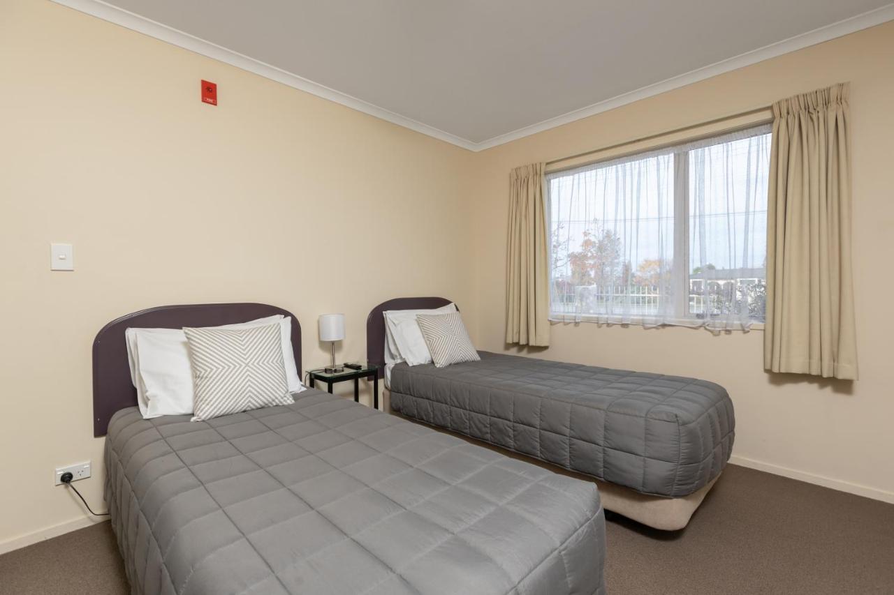 Bk'S Chardonnay Motor Lodge マスタートン エクステリア 写真